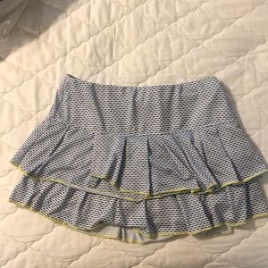 Light weight skort